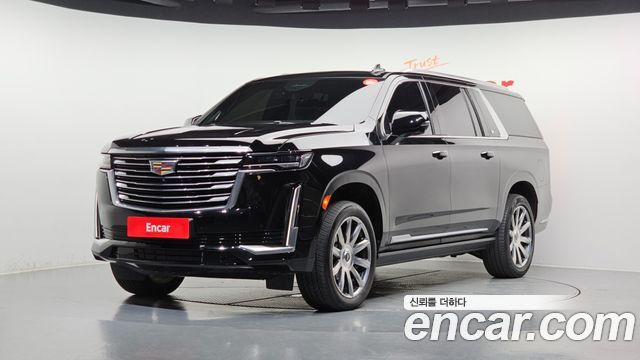 Cadillac Escalade 2022 — photo 1