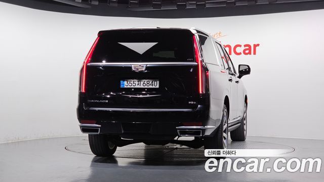 Cadillac Escalade 2022 — photo 4