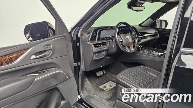 Cadillac Escalade 2022 — photo 10