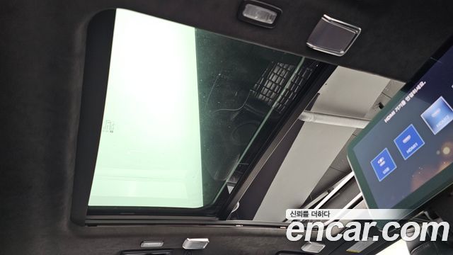 Cadillac Escalade 2022 — photo 15