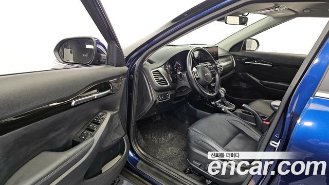 Kia Seltos 2022 — photo 10