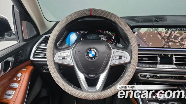 BMW X7 2021 — photo 13