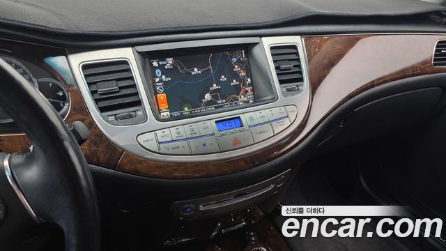 Hyundai Genesis 2008 — photo 15
