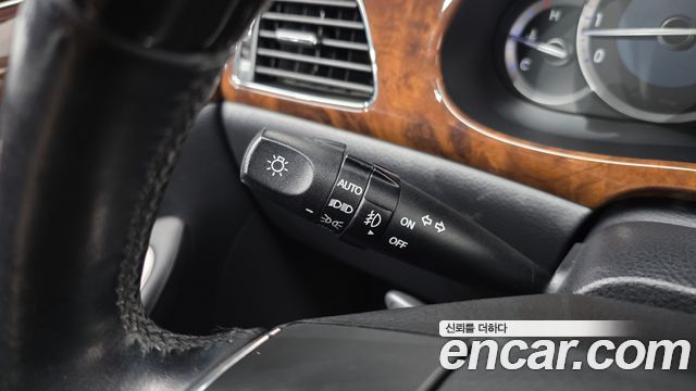 Hyundai Genesis 2008 — photo 18