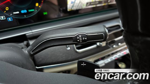 Mercedes-Benz GLS-Class 2020 — photo 9