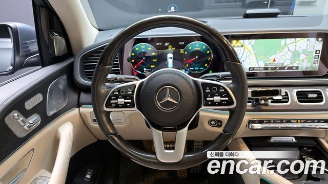 Mercedes-Benz GLS-Class 2020 — photo 13