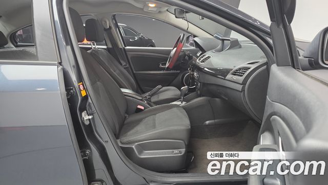 Renault Korea SM3 2014 — photo 10