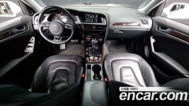 Audi A4 2013 — photo 7