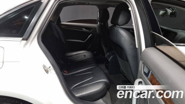 Audi A4 2013 — photo 12