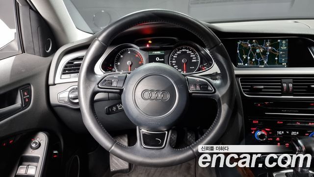 Audi A4 2013 — photo 13
