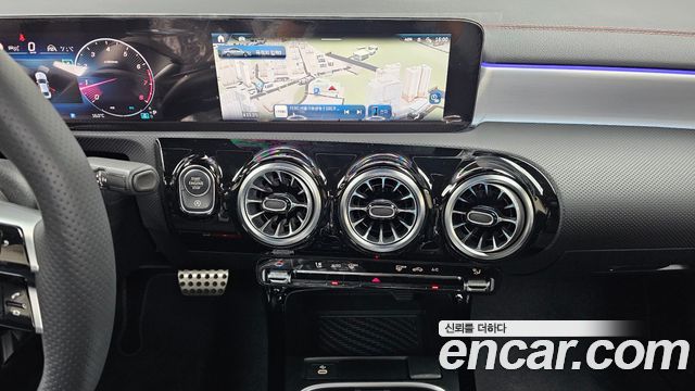 Mercedes-Benz CLA-Class 2025 — photo 15
