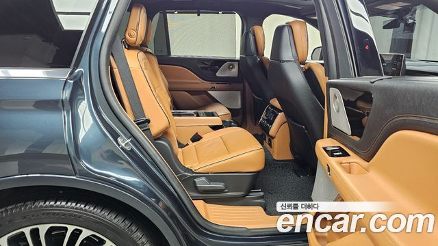 Lincoln Aviator 2020 — photo 12