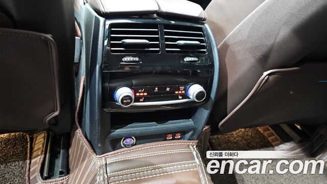 BMW Gran Turismo 2020 — photo 17