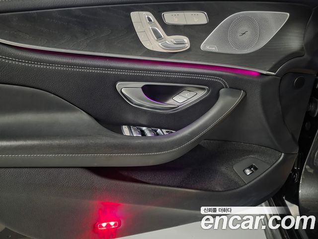 Mercedes-Benz CLS-Class 2022 — photo 14