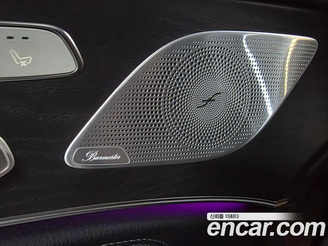 Mercedes-Benz CLS-Class 2022 — photo 15