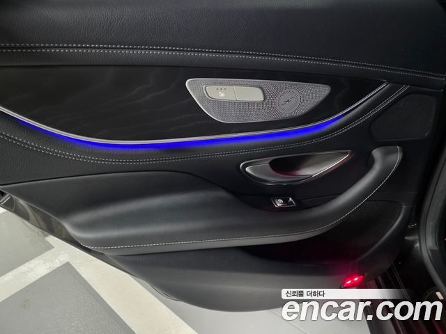 Mercedes-Benz CLS-Class 2022 — photo 37