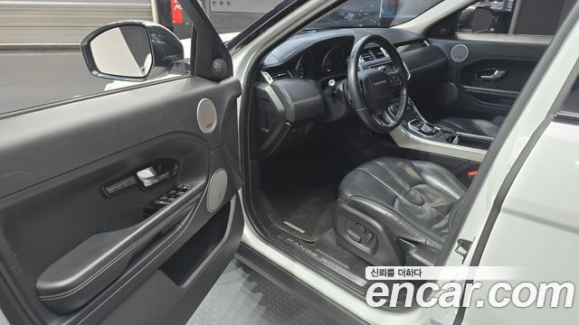 Land Rover Range Rover Evoque 2014 — photo 11