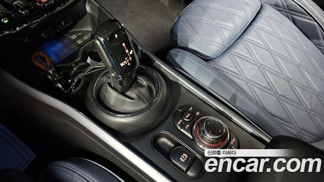 Mini Clubman 2023 — photo 9