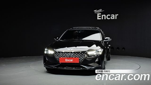 Genesis G70 2018 — photo 1
