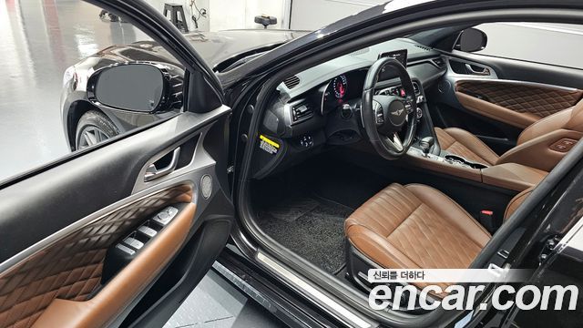 Genesis G70 2018 — photo 11