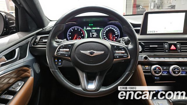 Genesis G70 2018 — photo 13