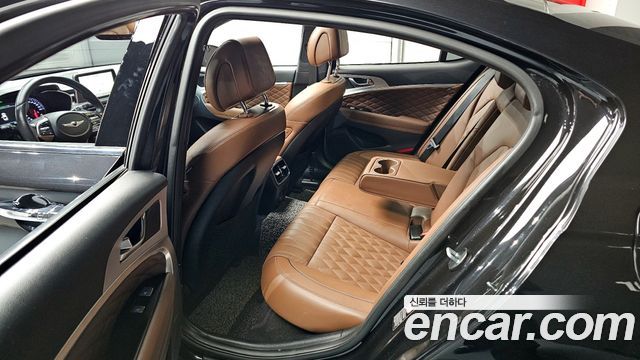 Genesis G70 2018 — photo 20