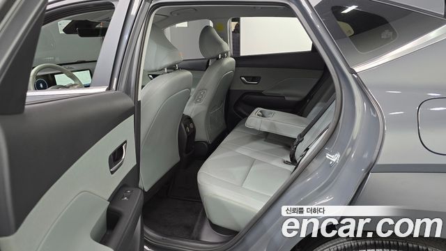 Hyundai Kona 2025 — photo 11