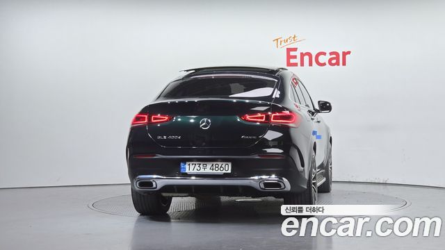 Mercedes-Benz GLE-Class 2022 — photo 4