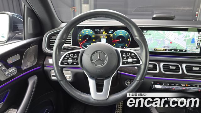 Mercedes-Benz GLE-Class 2022 — photo 13