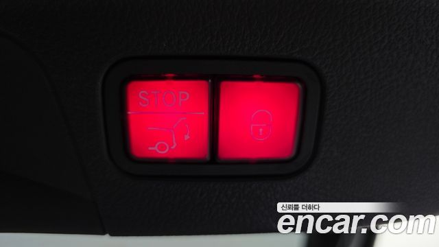 Mercedes-Benz GLE-Class 2022 — photo 19