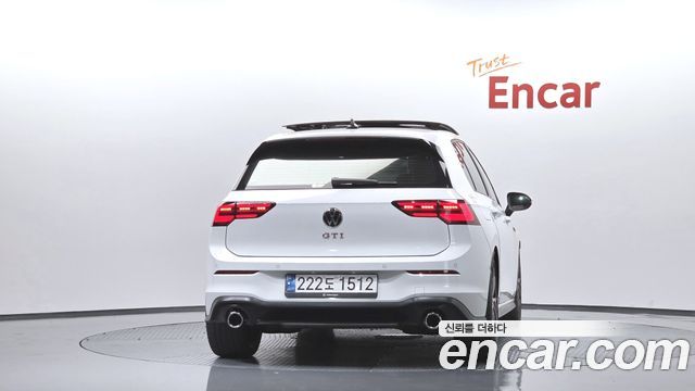 Volkswagen Golf 2024 — photo 4