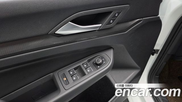 Volkswagen Golf 2024 — photo 29