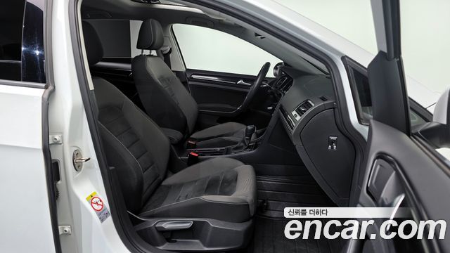 Volkswagen Golf 2015 — photo 10
