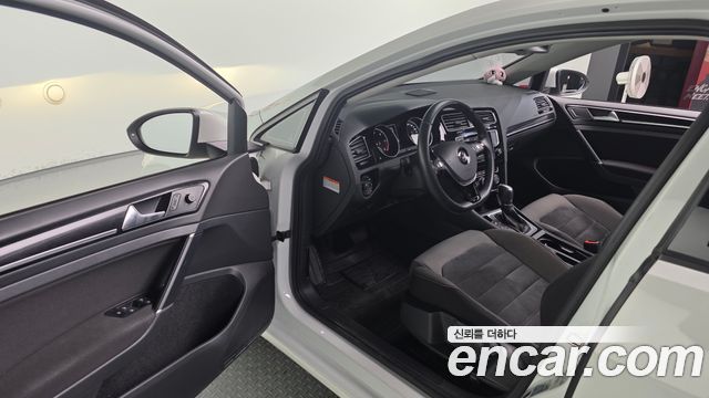 Volkswagen Golf 2015 — photo 11