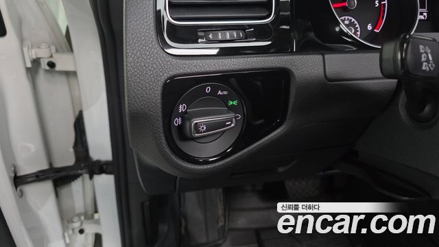 Volkswagen Golf 2015 — photo 19
