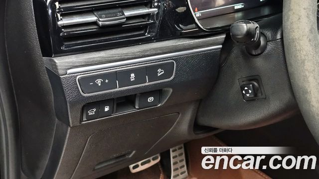 Kia Mohave 2022 — photo 16