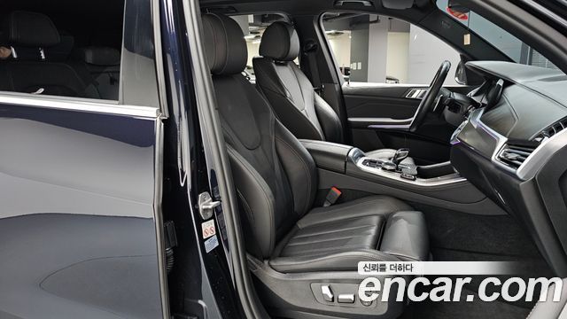 BMW X5 2022 — photo 10
