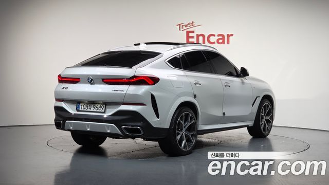 BMW X6 2021 — photo 2