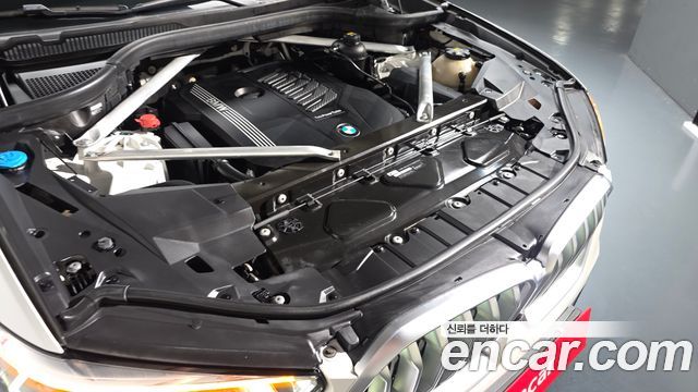 BMW X6 2021 — photo 6