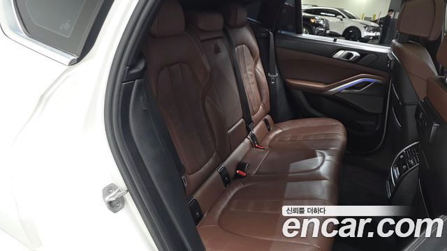 BMW X6 2021 — photo 12