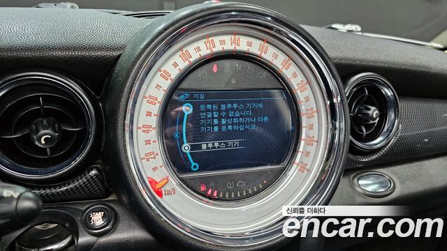 Mini Cooper 2012 — photo 19