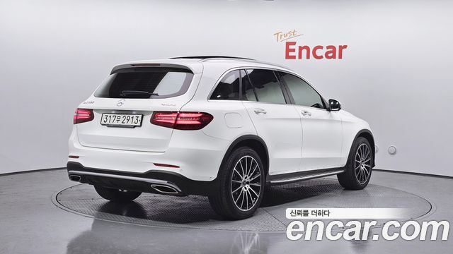 Mercedes-Benz GLC-Class 2019 — photo 2
