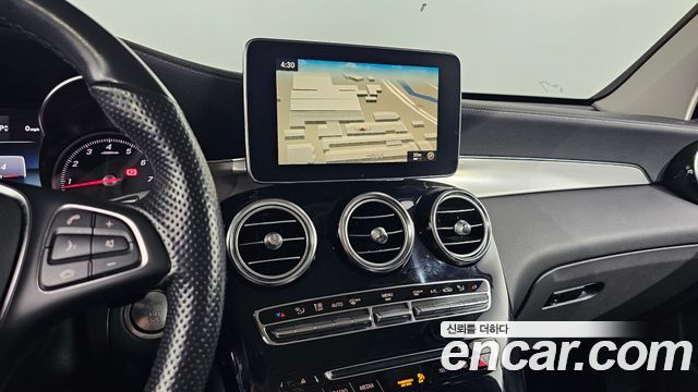 Mercedes-Benz GLC-Class 2019 — photo 17