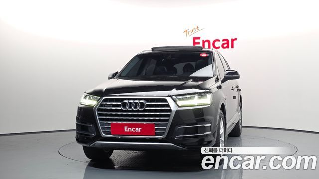 Audi Q7 2019 — photo 3