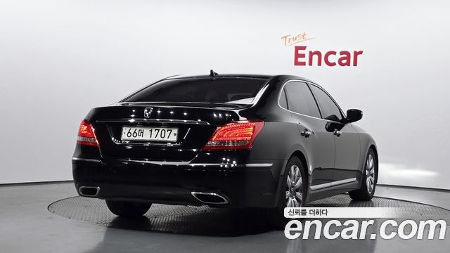 Hyundai Equus 2010 — photo 2