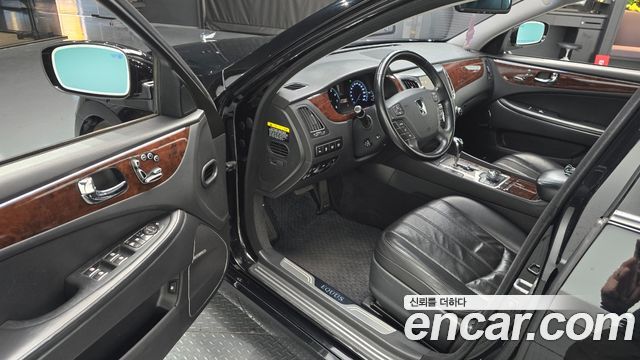 Hyundai Equus 2010 — photo 11