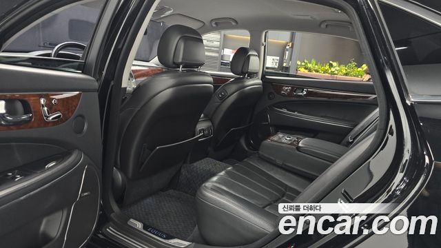 Hyundai Equus 2010 — photo 12