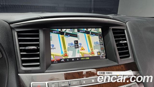 Infiniti QX60 2017 — photo 15