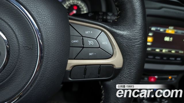 Jeep Renegade 2015 — photo 19