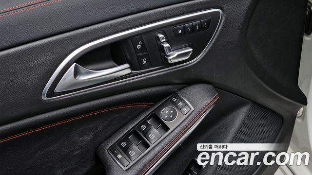 Mercedes-Benz CLA-Class 2018 — photo 18